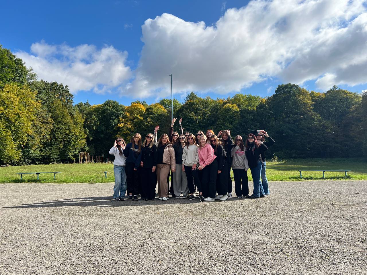 Факультет іноземних мов ТНПУ вітально зустрічає своїх нових членів студентської родини